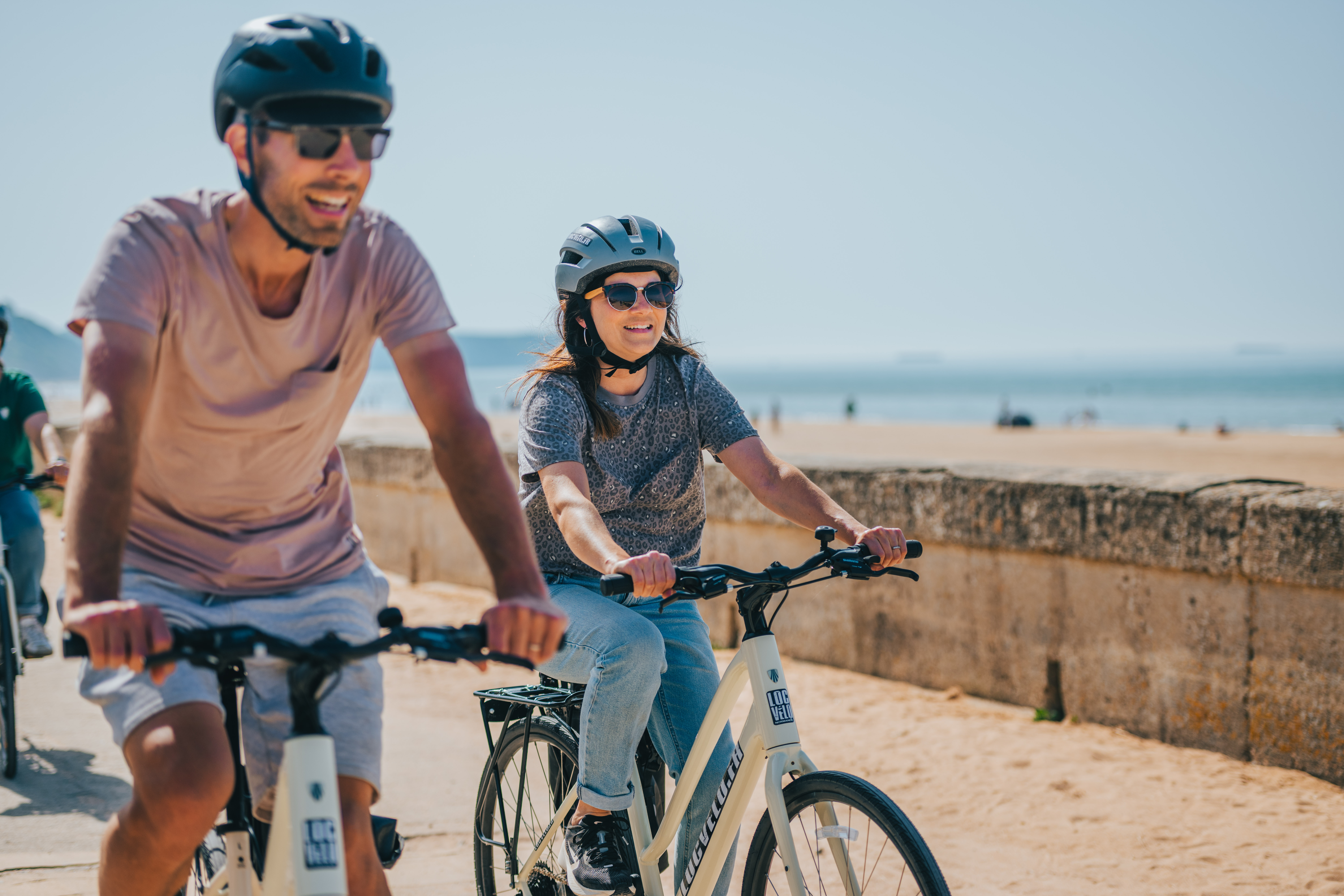 Cyclistes sur la VéloWestNormandy